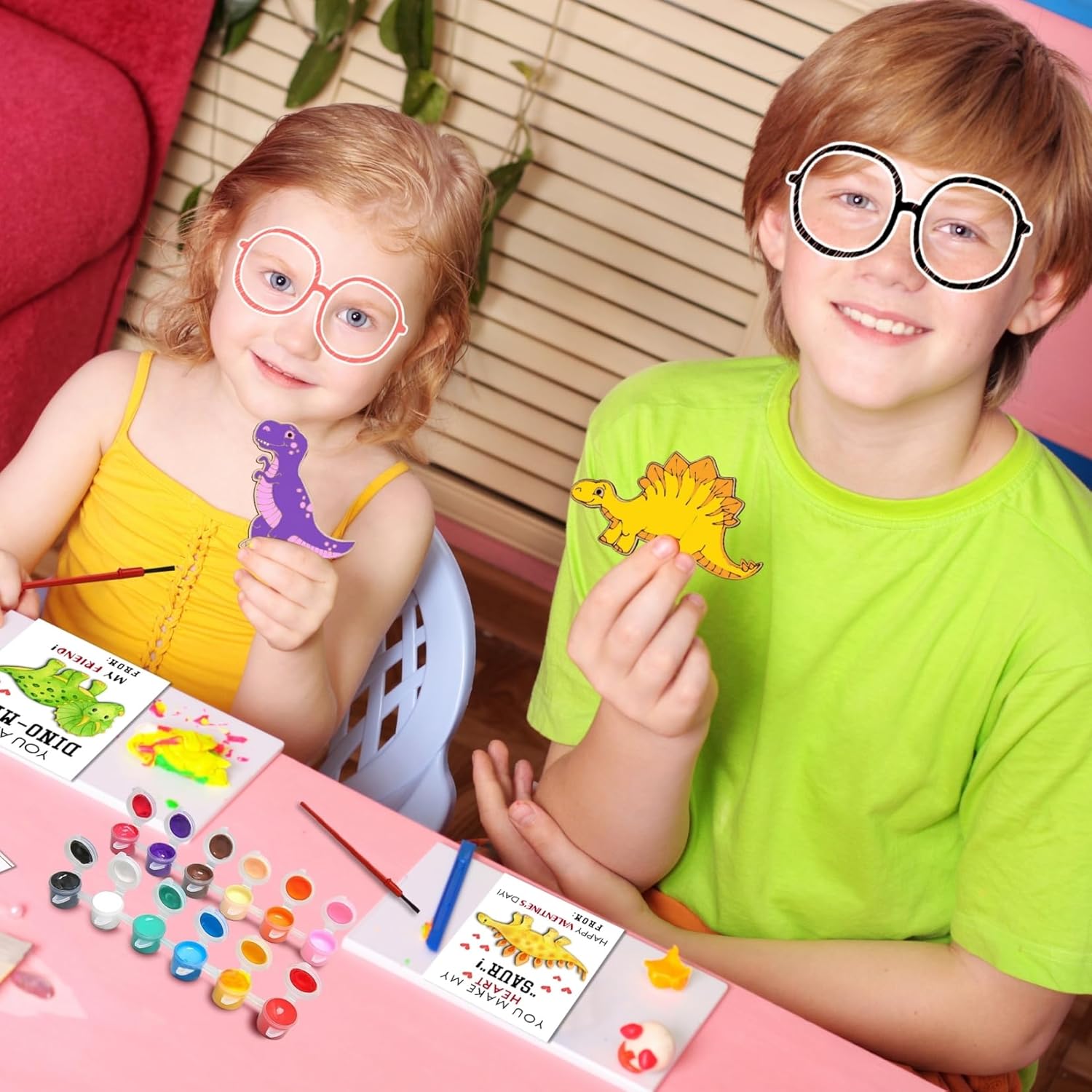 28 PCS Valentines Dinosaur Wood coloring swatch